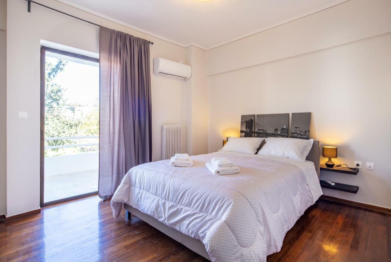 Kleio - Spacious Apartment In Glyfada Atene Esterno foto