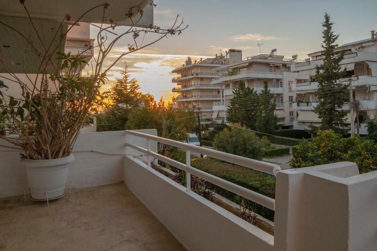 Kleio - Spacious Apartment In Glyfada Atene Esterno foto