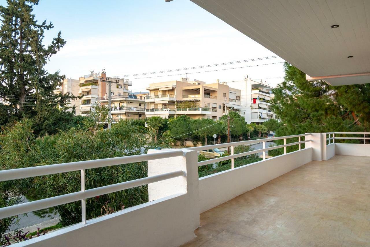 Kleio - Spacious Apartment In Glyfada Atene Esterno foto